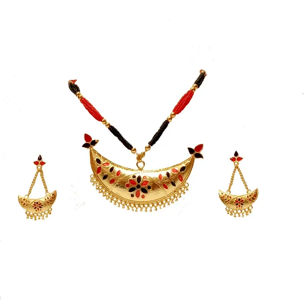 Assamese_Traditional_Gold_Plated_Red_Black_Colour_Joonbiri_Tassel_Jewellery_Set_For_Women